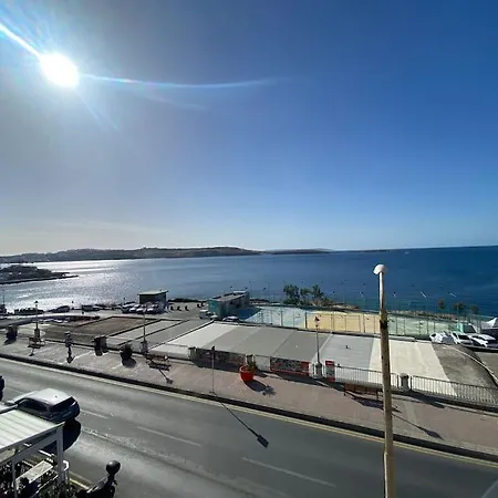 Seafront By Ma شقة *