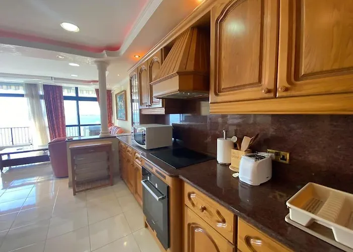 Apartament Seafront By Ma